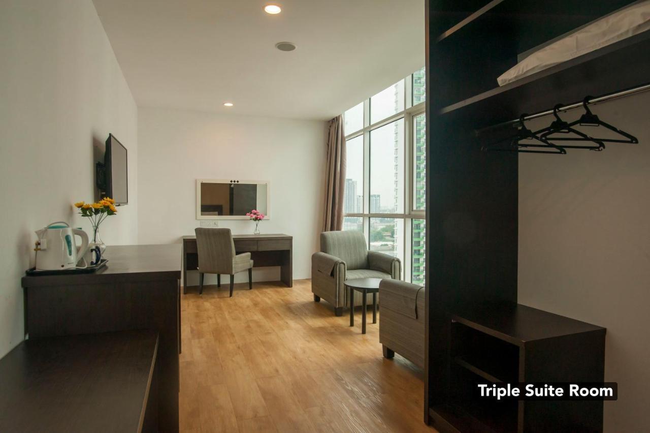 Triple Suite