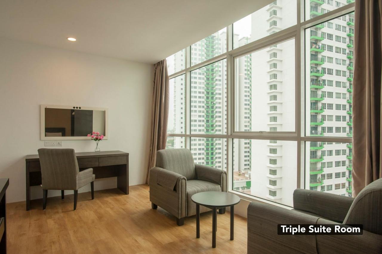 Triple Suite